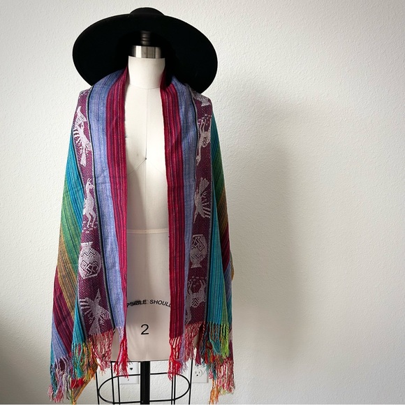 VINTAGE MACHU PICCHU RAINBOW STRIPE EMBROIDRED OVERSIZED SCARF SHAWL - Picture 3 of 10